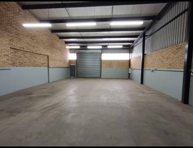 INDUSTRIAL PROPERTY TO RENT IN CHAMDOR